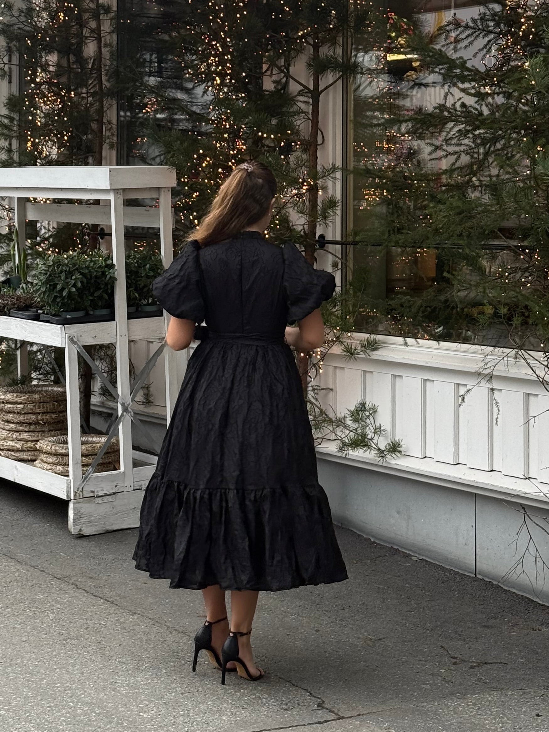 Svart maxi jacquard kjole