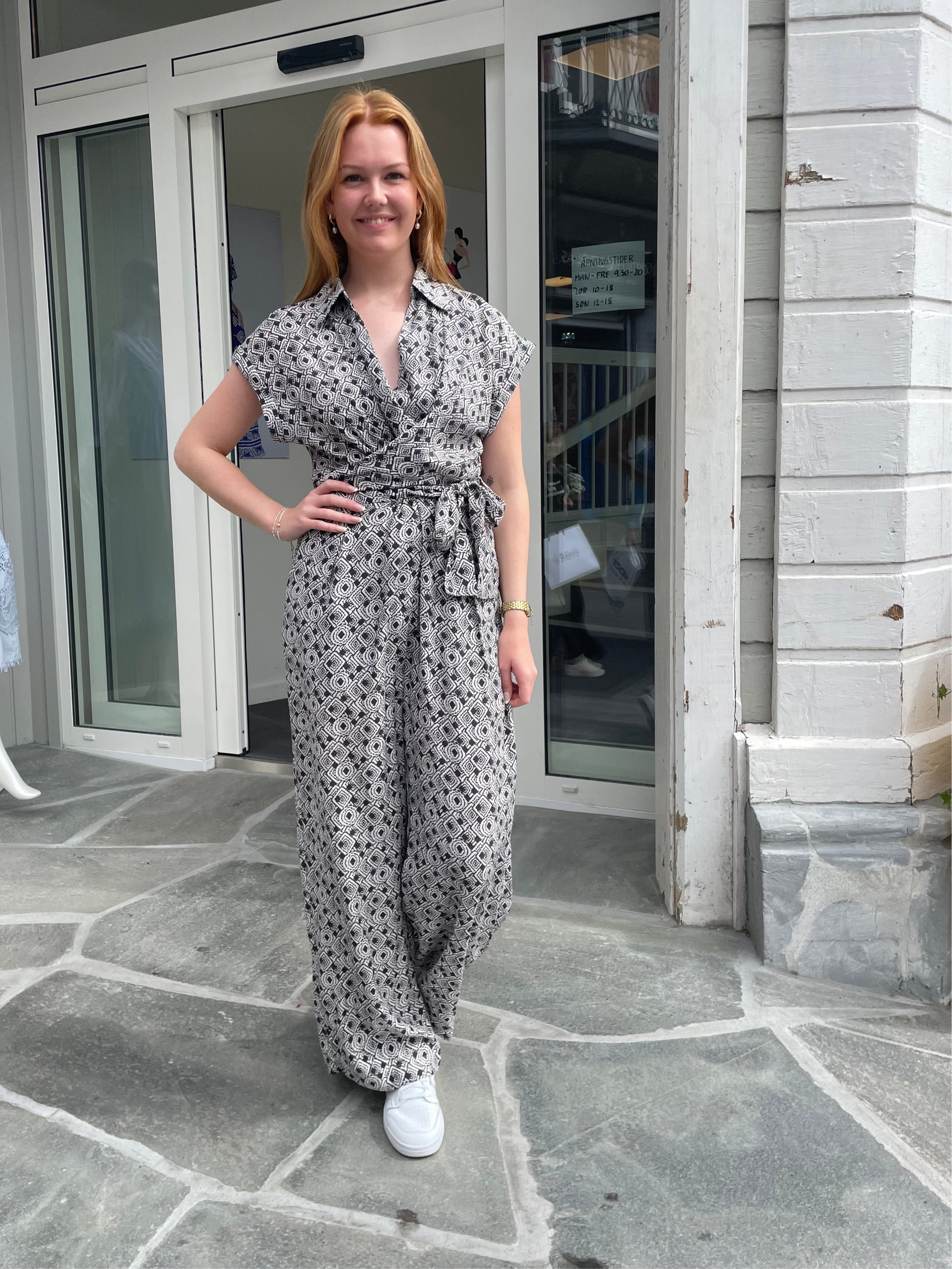 Jumpsuit med knytting