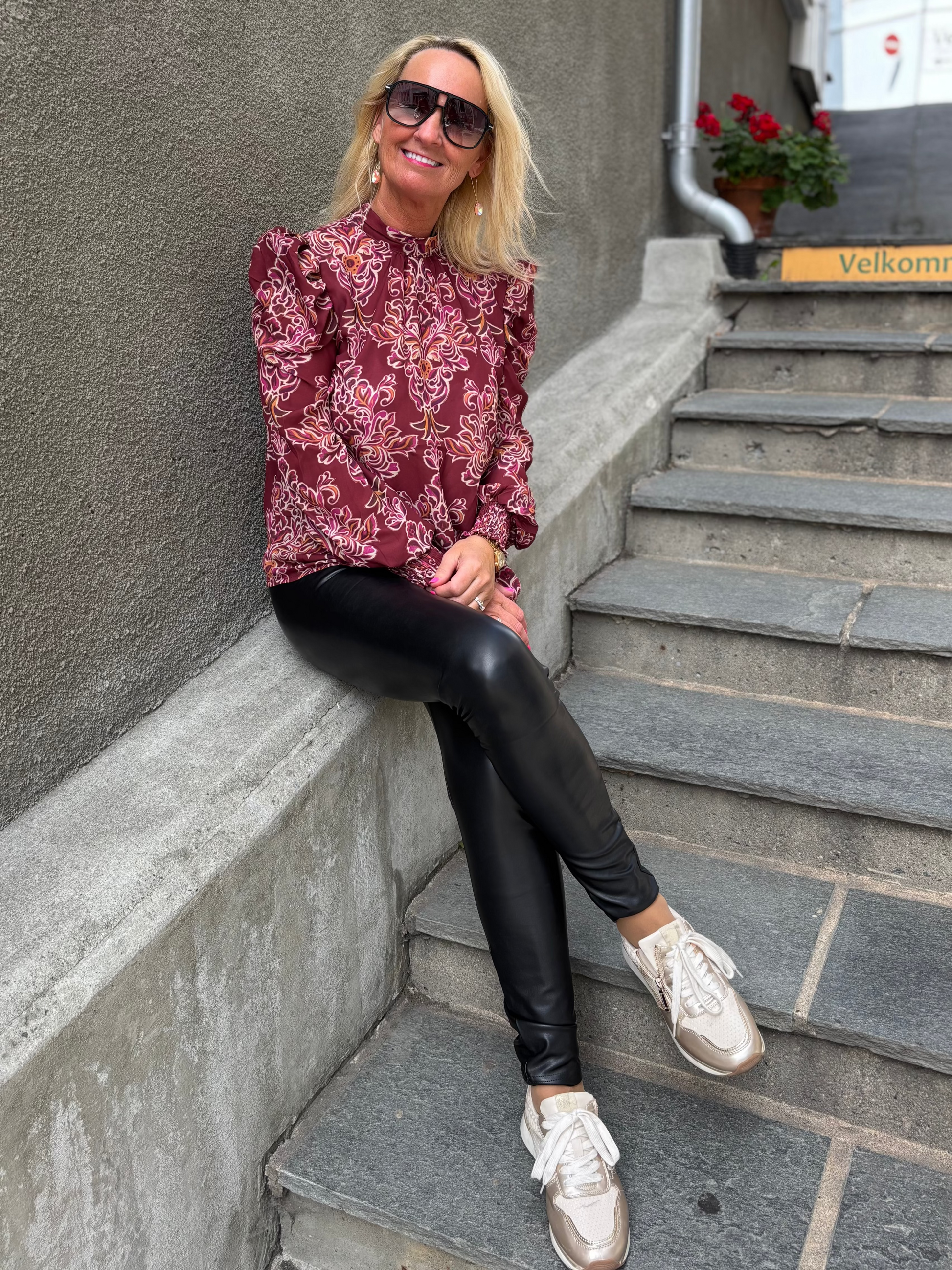Burgunder bluse