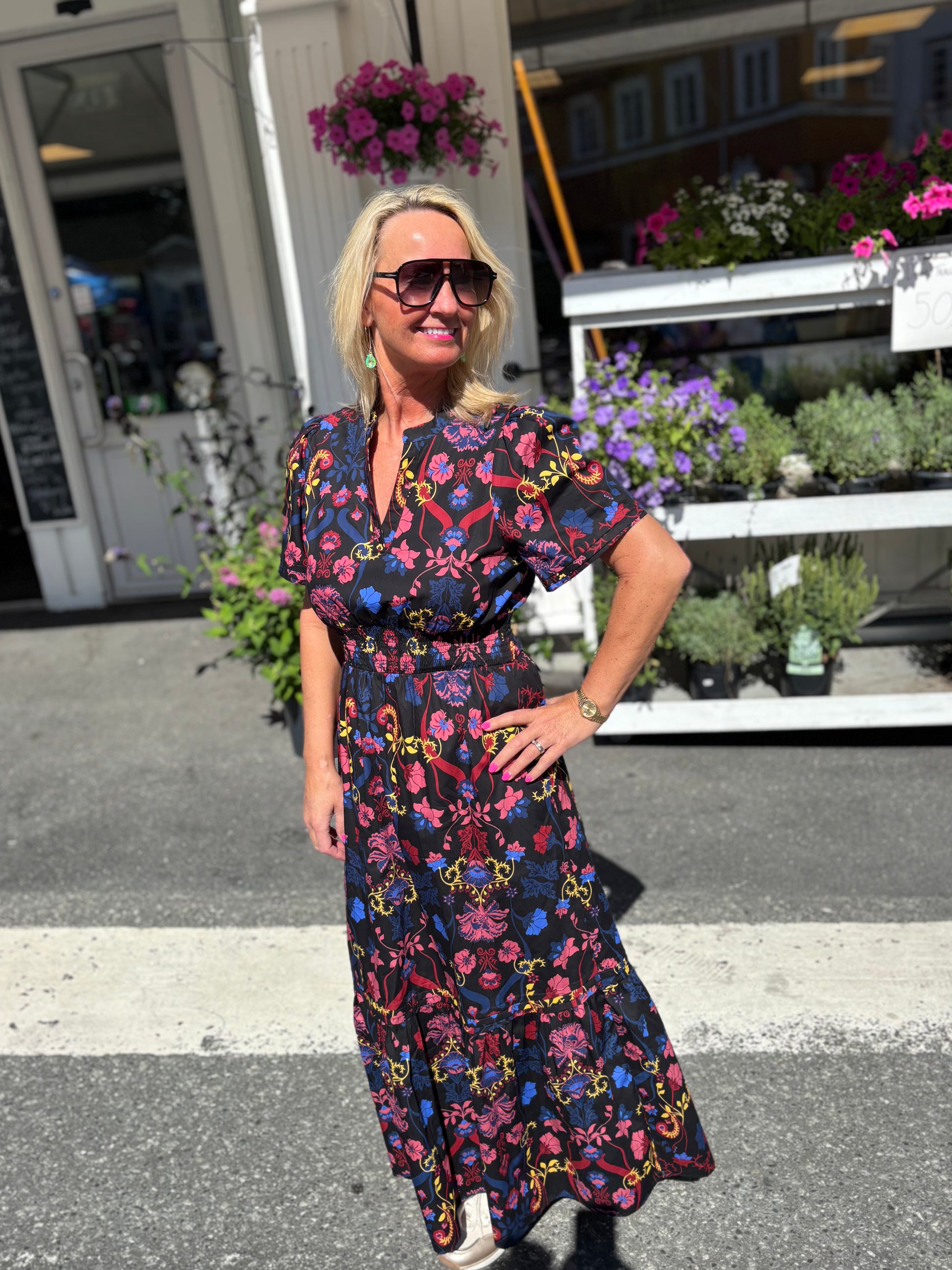 Maxi kjole sort med blomster
