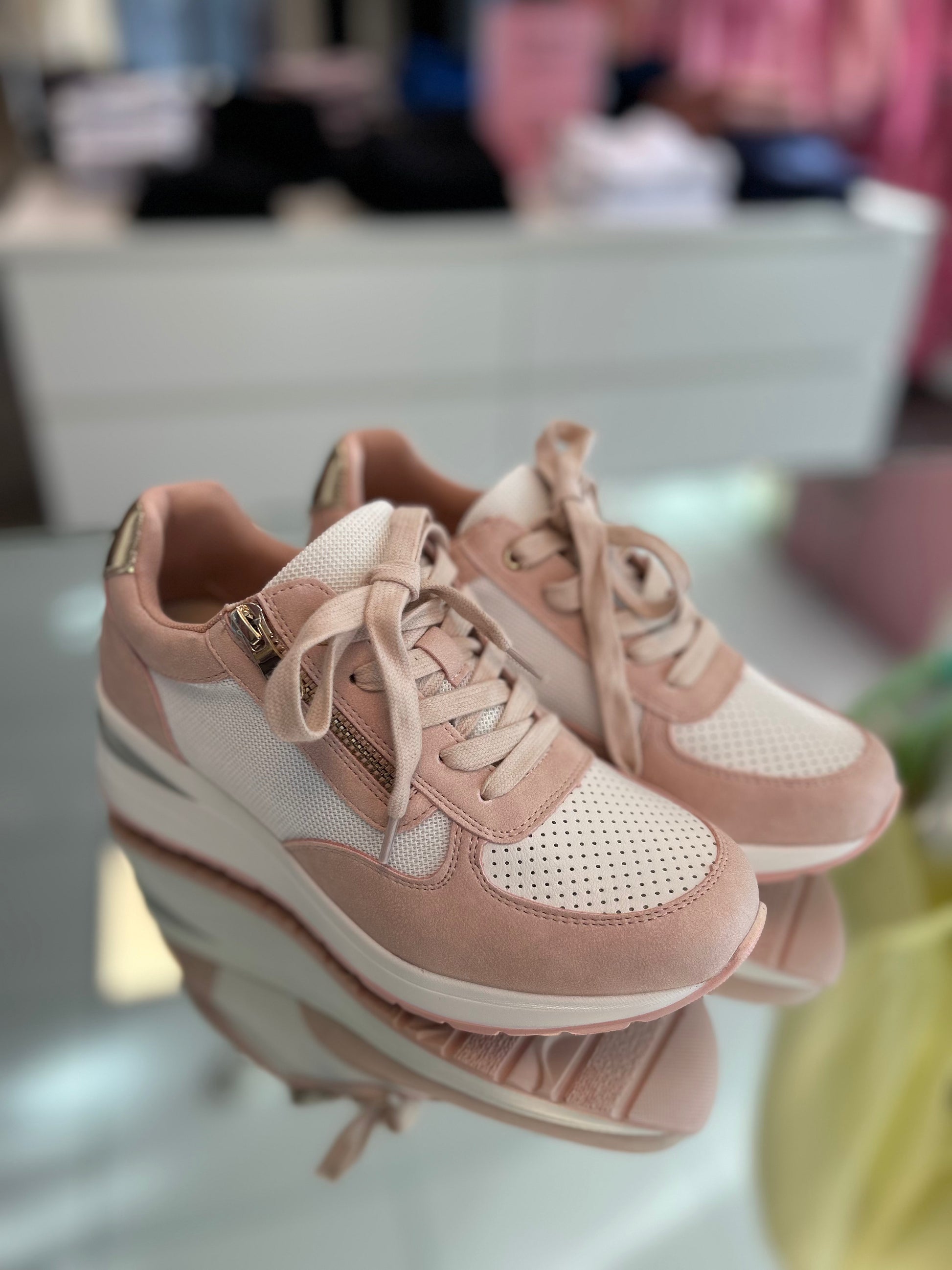 Rosa sneakers