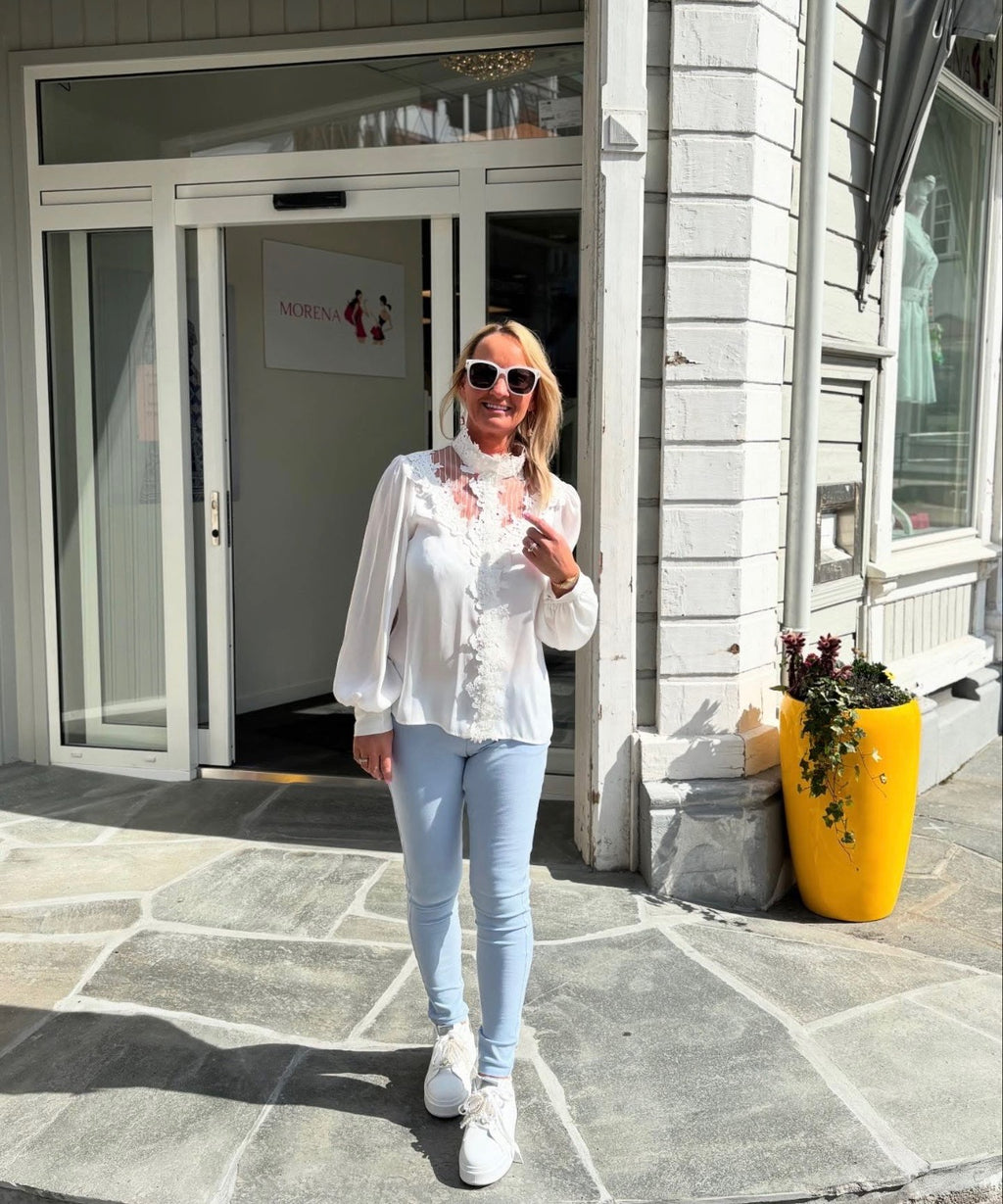 Bluse med mock neck