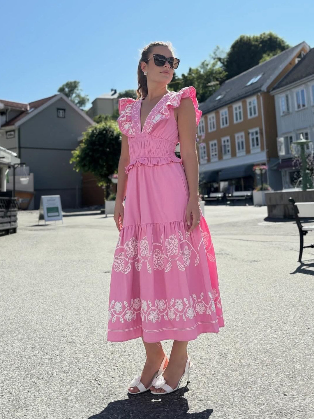 Rosa midi kjole