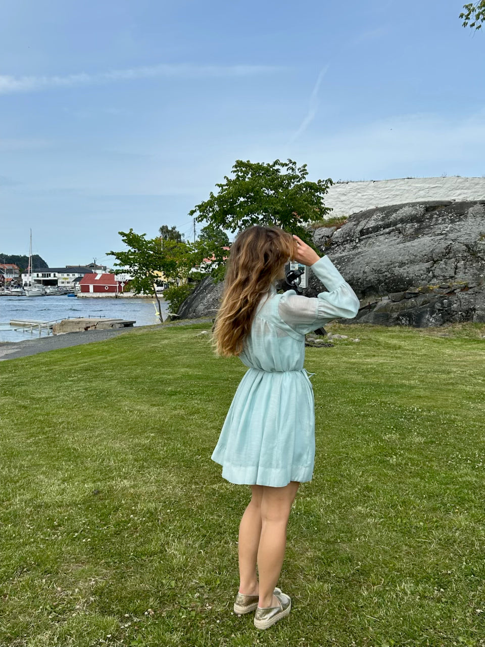 Mini kjole med sløyfe